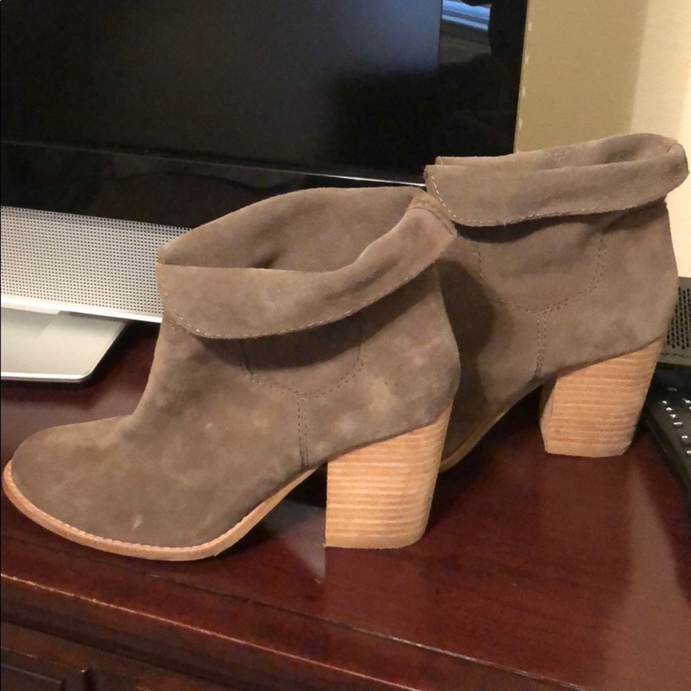 Splendid Booties - Picture 2 of 5